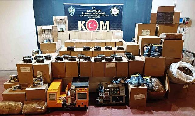 Bursa’da kaçak sigara ve tütün operasyonu: 4 şüpheli yakalandı