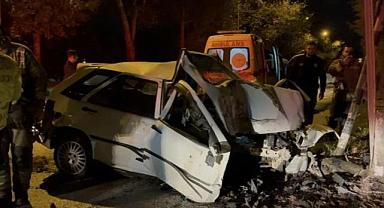 Bursa’da kontrolden çıkan araç duvara çarptı
