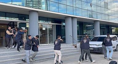 Bursa’da siber dolandırıcılık operasyonu: 4 şüpheli tutuklandı