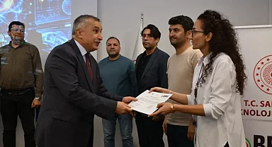 Bursa'da 'Akıllı Üretim Sistemlerinde Kuantum Teknolojilerine Hazırlık Akademisi' tamamlandı