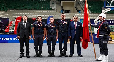 Bursa'da İtfaiye Mesleki Eğitim Tamamlama Töreni düzenlendi