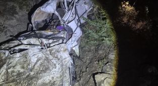 Çankırı'da otomobil uçuruma yuvarlandı: 4 ölü, 1 yaralı
