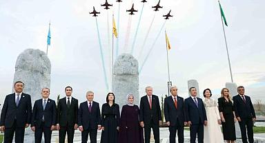 Cumhurbaşkanı Erdoğan ve Türk dünyası liderleri Medeniyet Parkı’nda fidan dikti