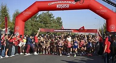 Cumhurbaşkanlığı Yarı Maratonu tamamlandı
