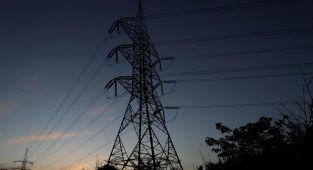 Fransa'da fırtınaların ardından yaklaşık 59 bin hanede elektrik kesintisi sürüyor