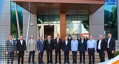 HOSAB’da Ömer Faruk Korun güven tazeledi