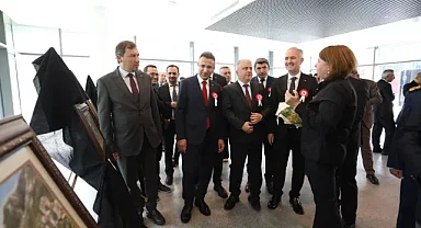 İnegöl'de Cumhuriyet Coşkusu goblen sanatıyla buluştu