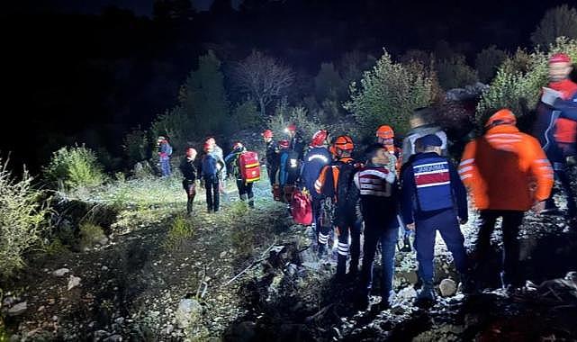 Isparta'da kanyonda mahsur kalan 14 kişilik İHH gönüllülerinden 1 kişi hayatını kaybetti