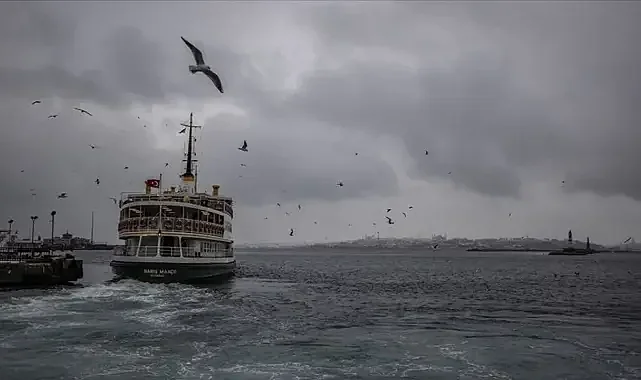 İstanbul'da bazı vapur seferleri olumsuz hava koşulları nedeniyle iptal edildi