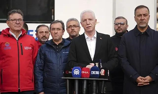 İstanbul Valisi Gül: Sel sularına kapılan 2 kişiyi 17 kilometrelik dere hattında arıyoruz
