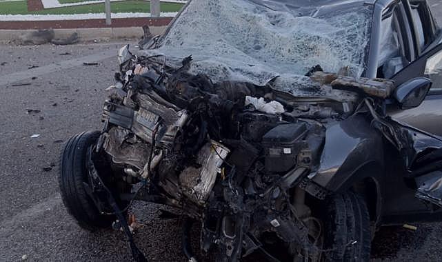Malatya’da minibüs ile otomobil çarpıştı: 1’i ağır 3 yaralı