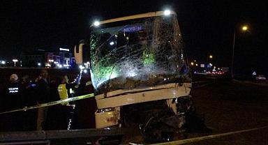 Malatya’da otobüs ile hafif ticari araç çarpıştı: 2 ölü, 3 yaralı