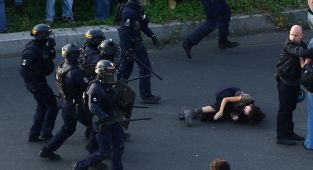 Öğrenci protestoları Fransa’yı kaosa sürükledi