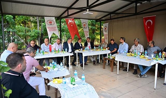 Oktay Yılmaz, Ertuğrulgazi’de şoför esnafının taleplerini dinledi
