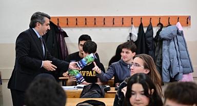 Oktay Yılmaz öğrencilerle sahaya çıktı
