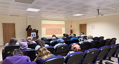 Orhaneli'de hemşirelere temizlik ve hijyen semineri verildi