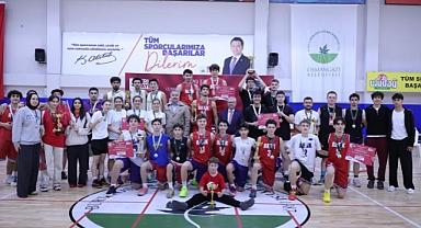 Osmangazi’de Sporcular Cumhuriyet İçin Ter Döktü