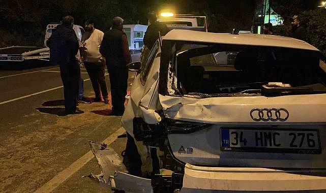Sarıyer’de karşı yönden gelen aracın sıkıştırdığı otomobil, park halindeki 6 araca çarptı