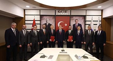 SGK ile Türk Eczacıları Birliği arasında eczanelerden ilaç teminiyle ilgili ek protokol imzalandı