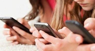 Sosyal medyada yeni düzenleme: 15-18 Yaşa canlı yayın ve ekran kaydı kısıtlaması