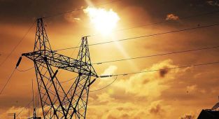 Türkiye'nin elektrik kurulu gücü 140 bin megavatı aşacak