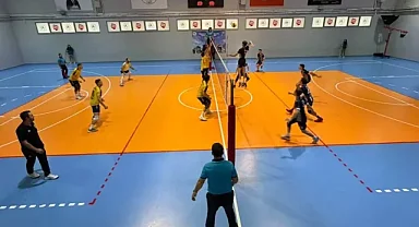 Yenişehir Belediyespor filede set vermedi